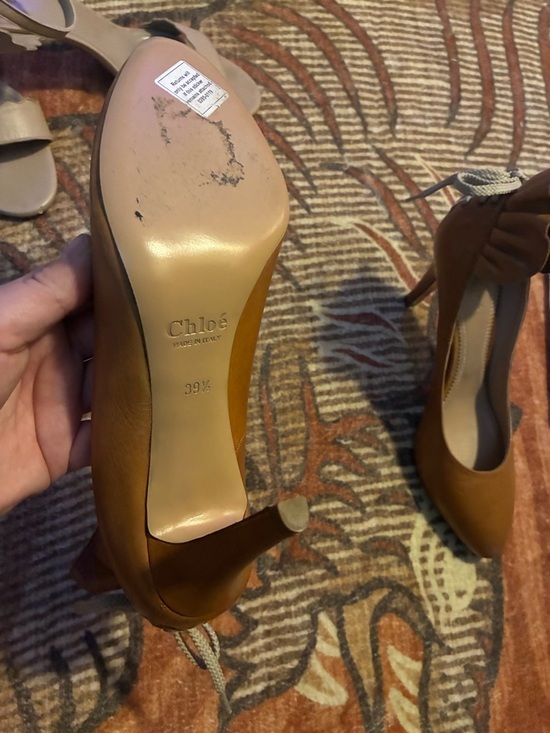 Chloé Tan Ruffle Leather Pumps Size 9.5 & 2 New Chloé Dustbags - Picture 9 of 10